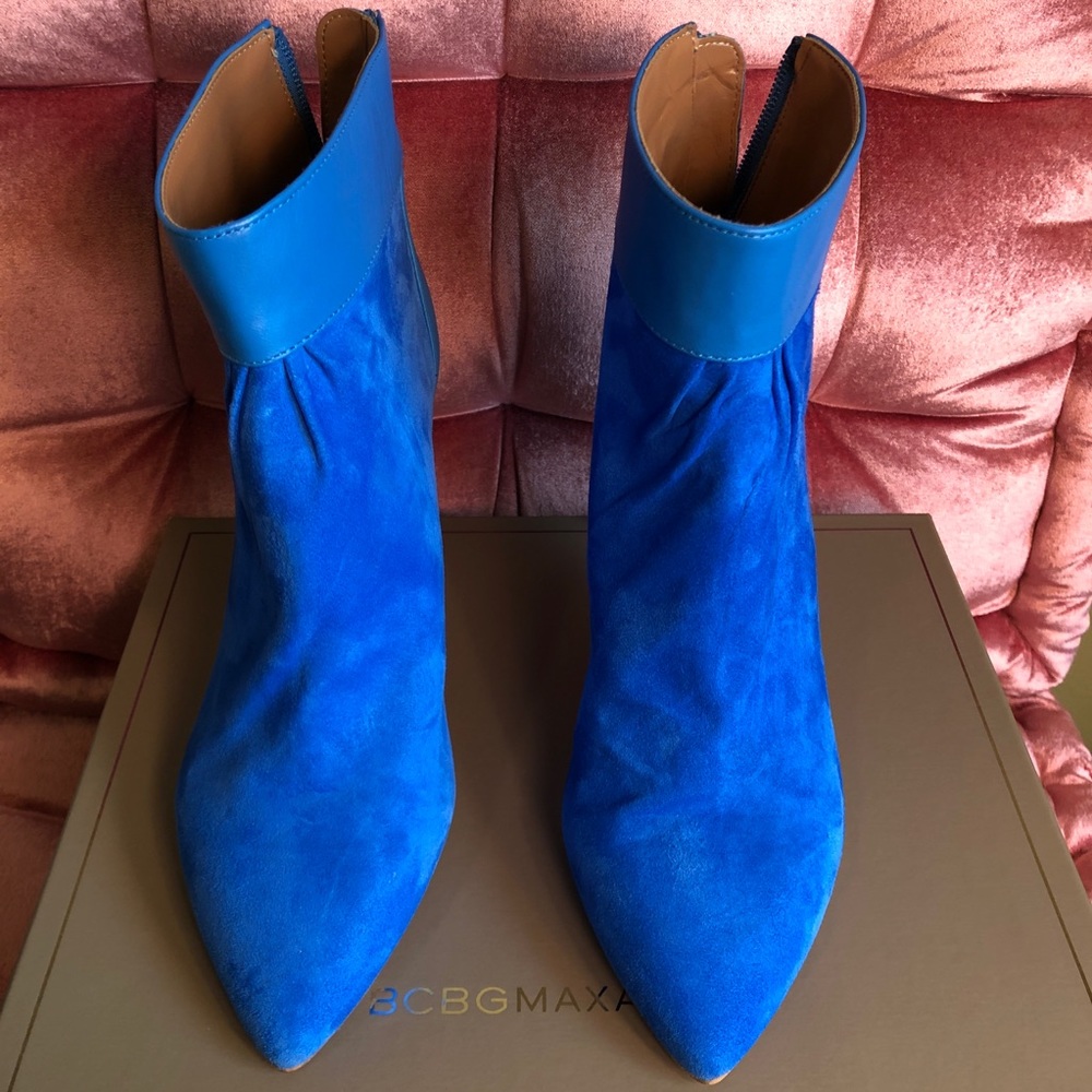 BCBGMaxAzria Booties💙🏷 - Picture 4 of 7